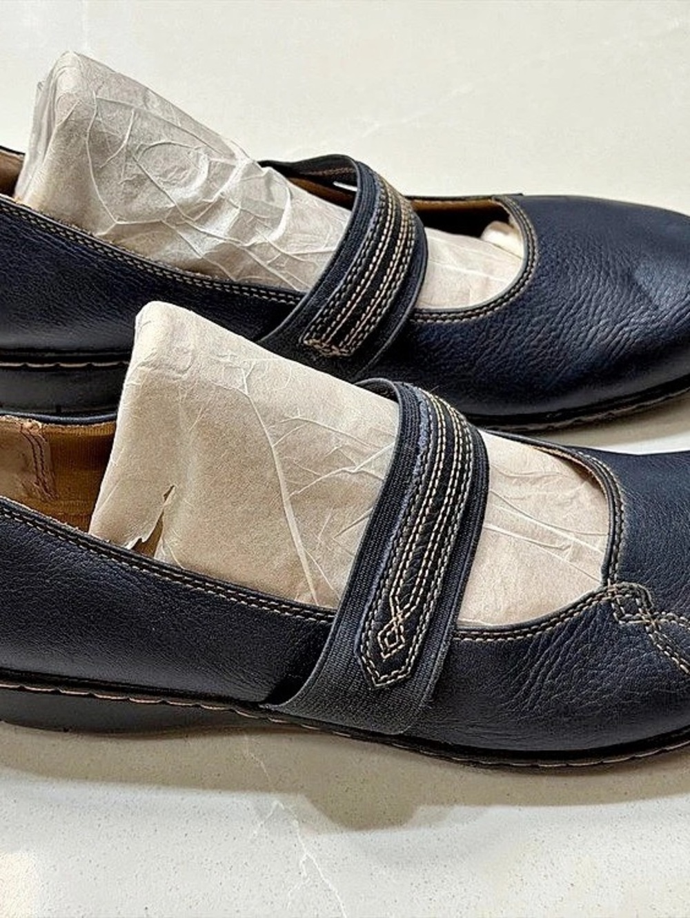 Clarks Collection Leather Mary Jane Navy Flats Comfort Shoes, 8